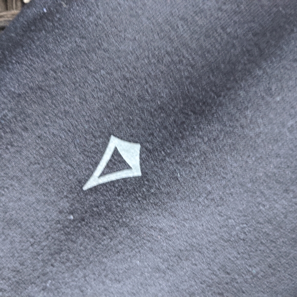 🔥 Ivivva Lululemon Leggings - Picture 5 of 6